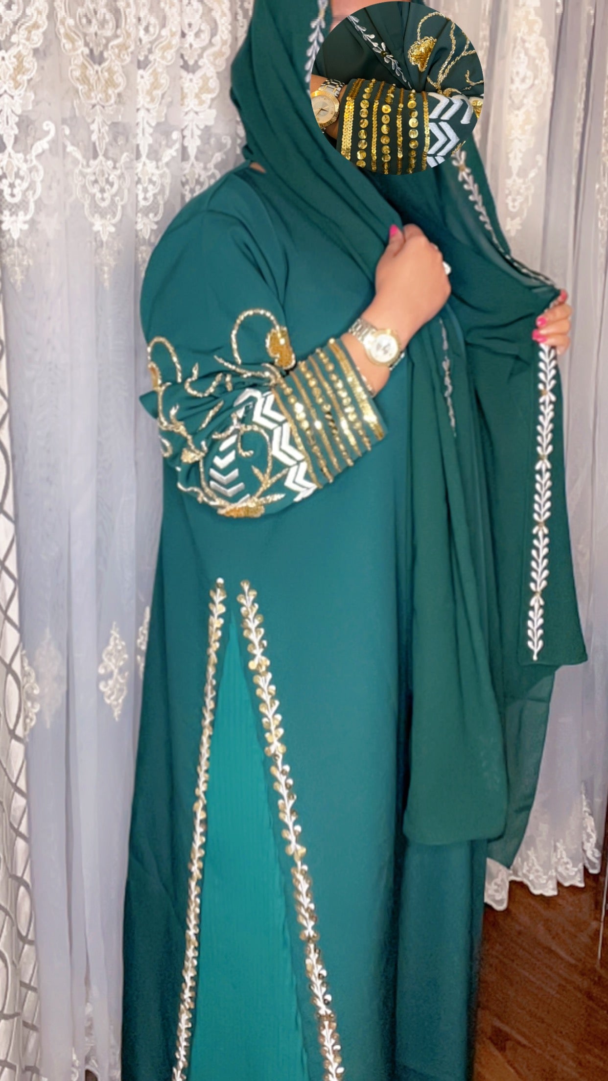 Exclusive abaya